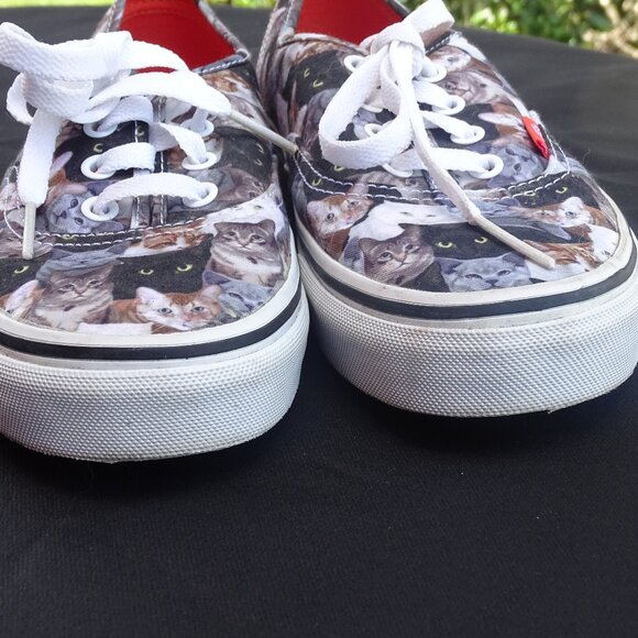 VANS ASPCA Limited Edition Cat Sneakers Women 7 NWOT - Picture 6 of 9